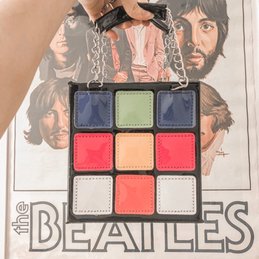 ✨SOLD✨ RUBIKS CUBE RETRO STYLE TOP HANDLE PURSE - Picture 1 of 5